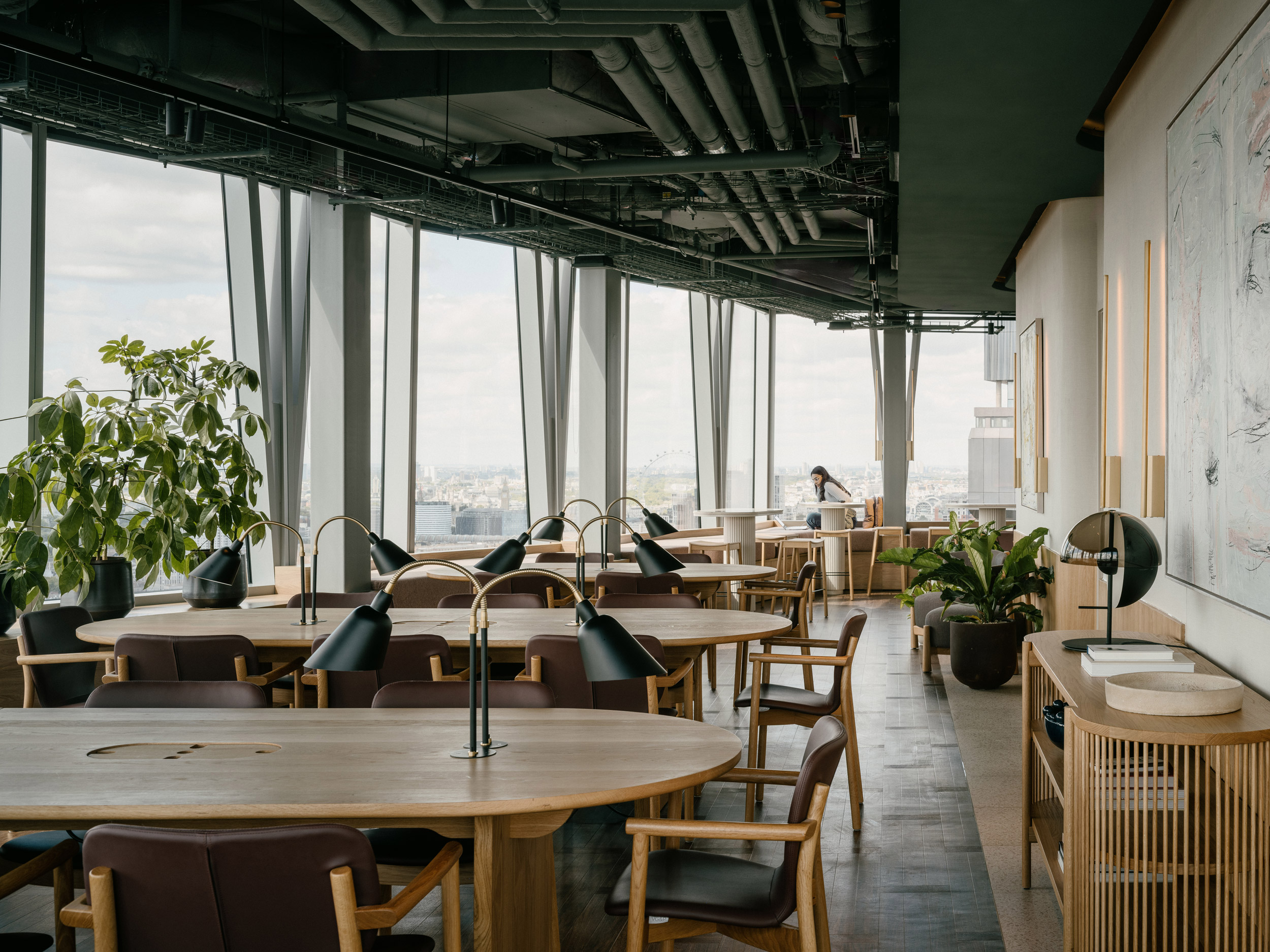 Chapter-London-Bridge-18-High-Res_Study-2